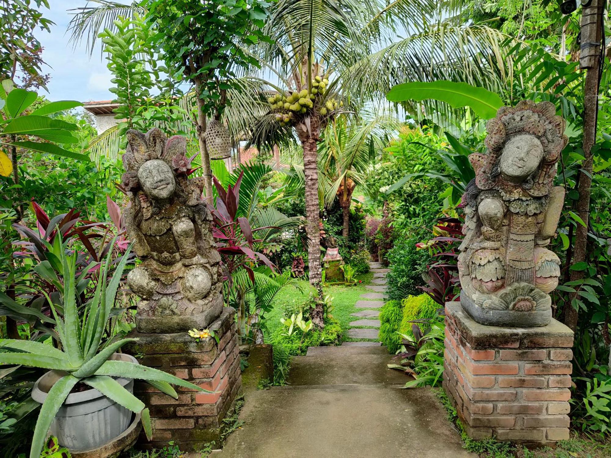 D'Nanda Villa Ubud  Exterior photo